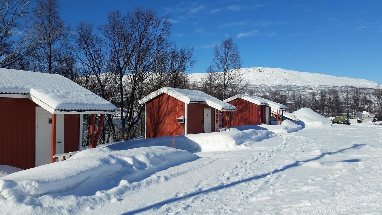 Отель Sandnes Fjord Camping Hytte 3 Valanhamn Экстерьер фото