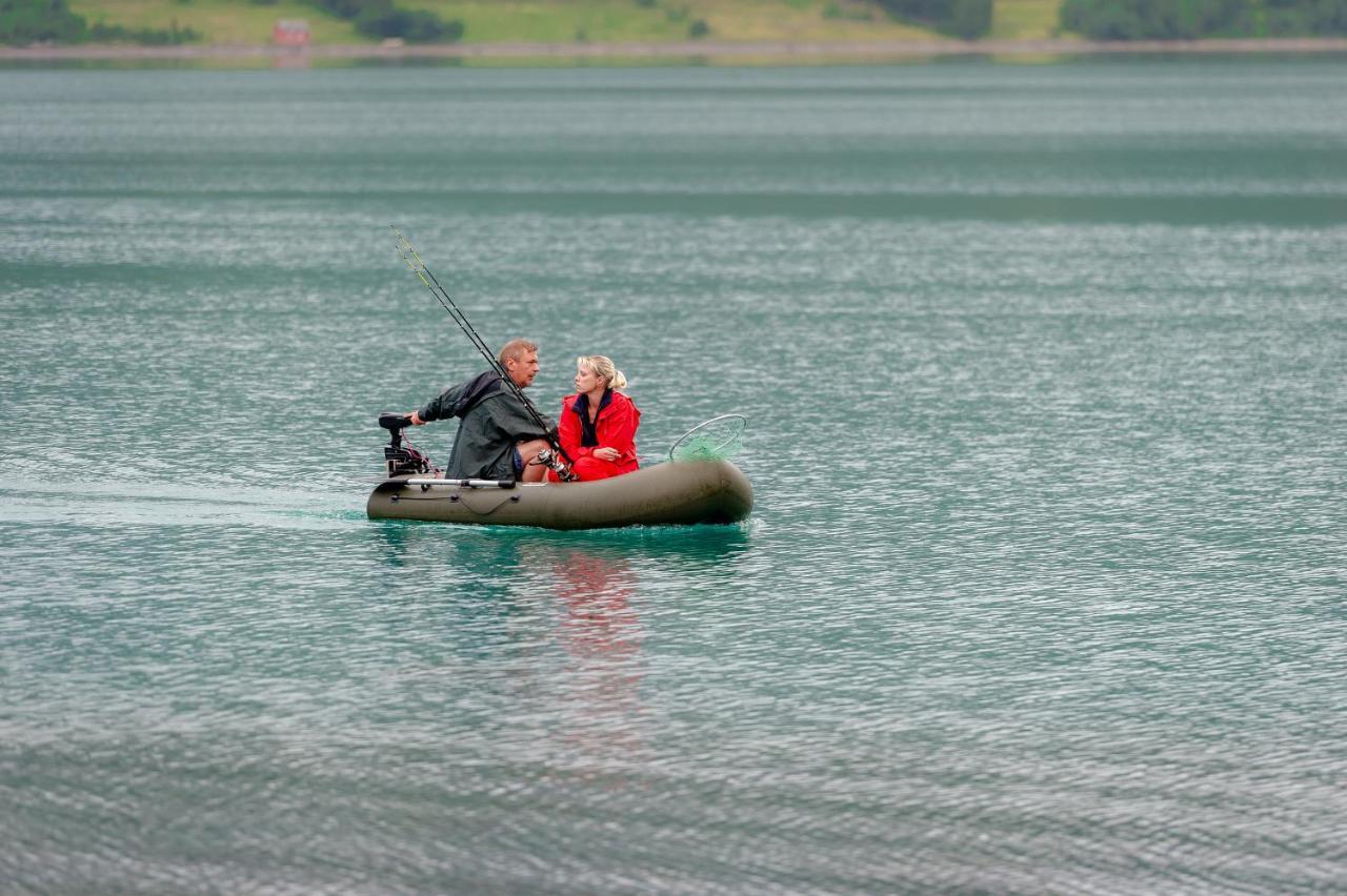 Отель Sandnes Fjord Camping Hytte 3 Valanhamn Экстерьер фото