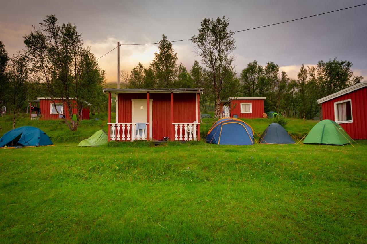 Отель Sandnes Fjord Camping Hytte 3 Valanhamn Экстерьер фото